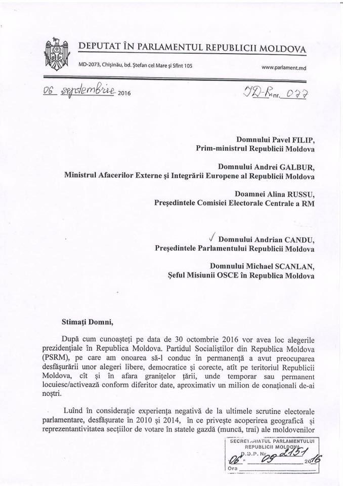 Додон требует открыть 159 избирательных участков в РФ