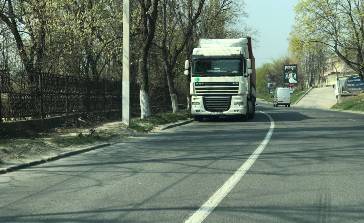 Врач призвал власти проверять дальнобойщиков на коронавирус