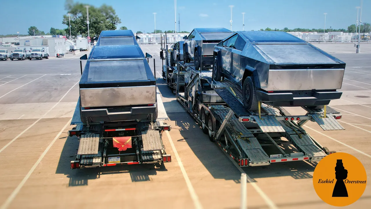 Десятки новейших Tesla Cybertruck замечены на автовозах: фанаты ждут