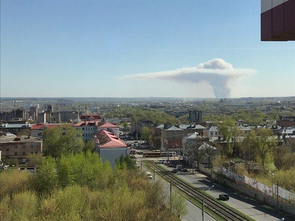 В России эвакуируют поселок из-за взрывающихся боеприпасов