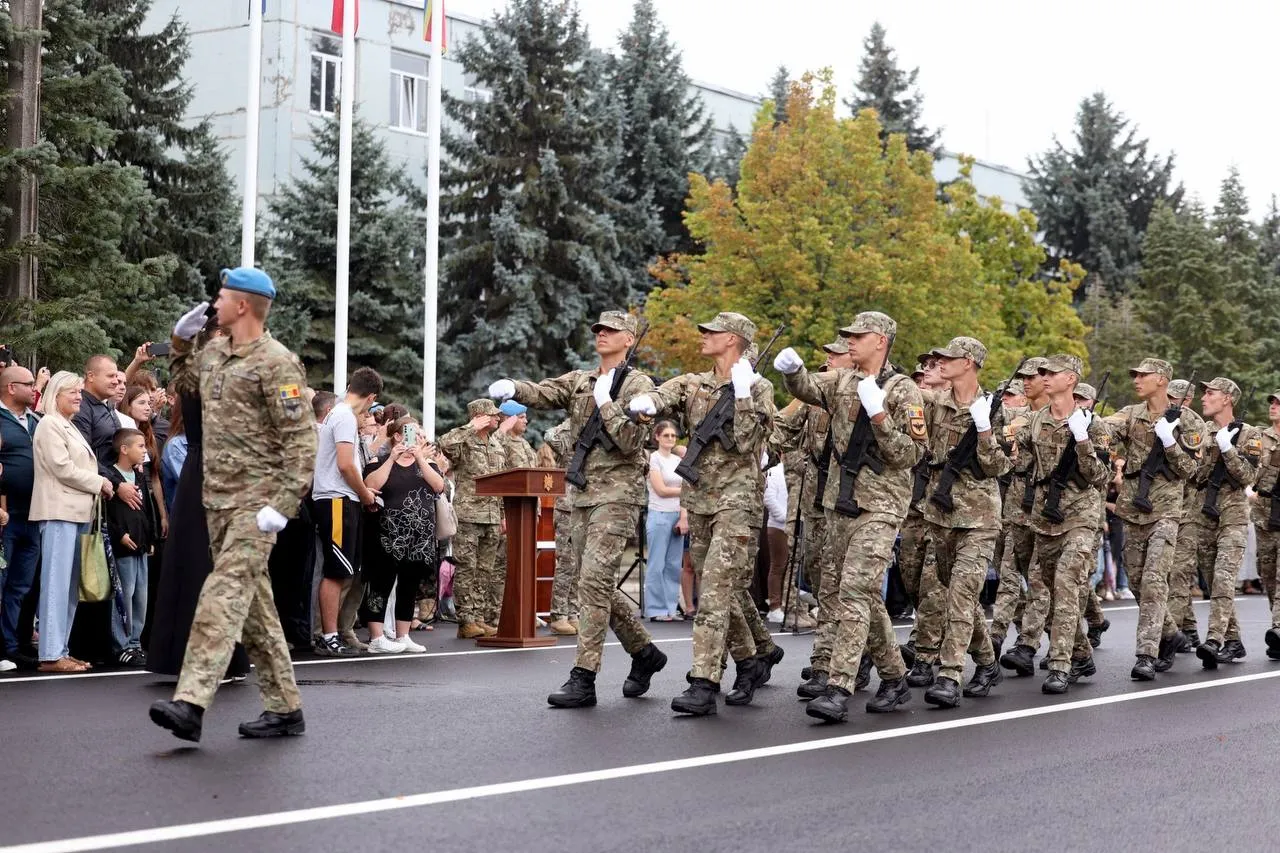 Более 300 новобранцев Национальной армии приняли военную присягу