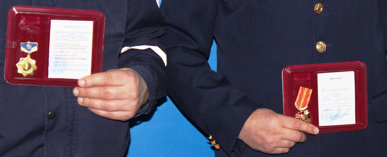 Пожарные, потушившие пожар на Заводской, награждены