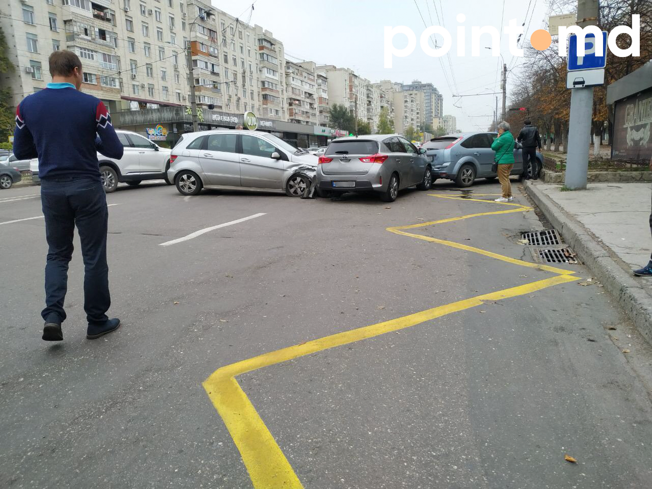 На Рышкановке из-за ДТП образовалась большая пробка