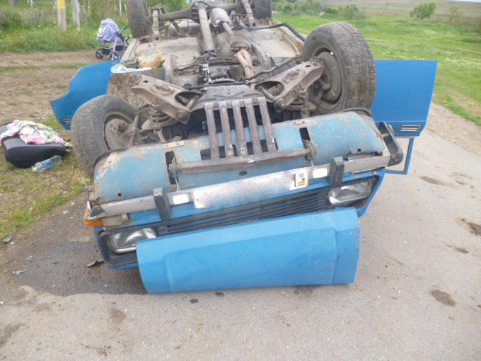 Avea doi pasageri în mașină. Dezastrul provocat de un șofer fără permis
