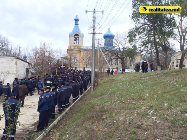 Пожарного-героя Ивана Ногайлыка проводили в последний путь