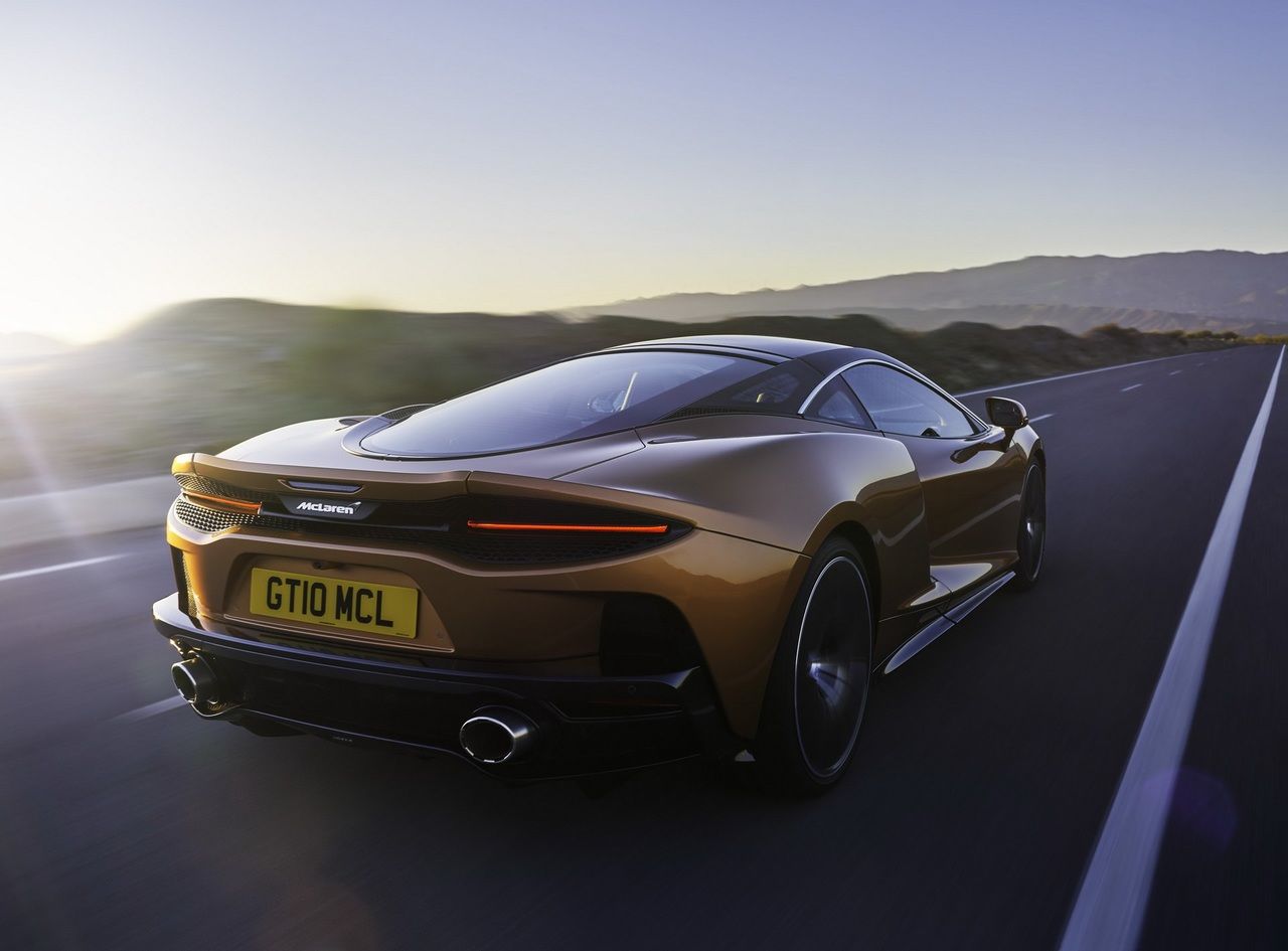 McLaren создал комфортный суперкар для дальних путешествий