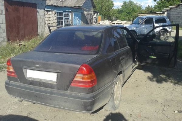 Наркотики обнаружили полицейские в припаркованном в Комрате автомобиле