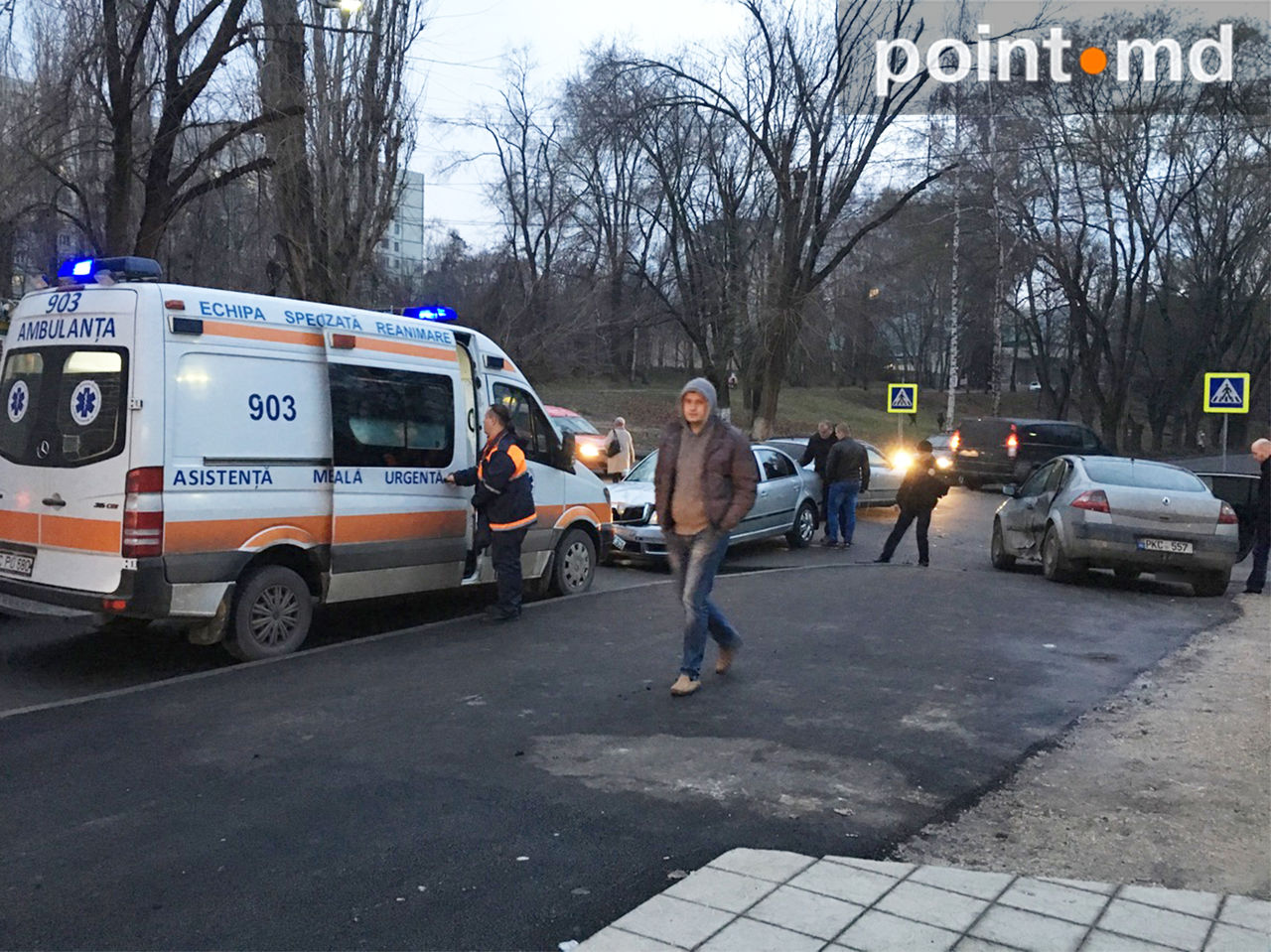 Accident la Buiucani: Doi șoferi nu au putut împărți o intersecție. Momentul impactului
