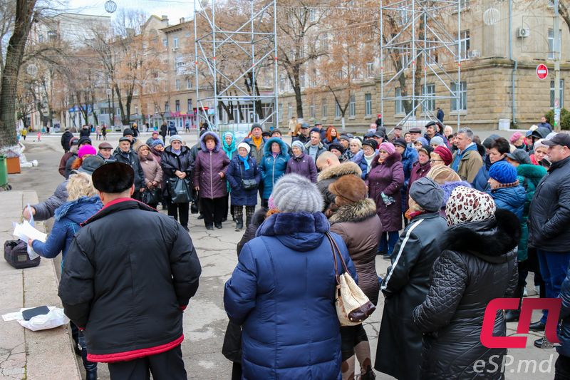В Бельцах митинг патентообладателей перерос в политическое противостояние