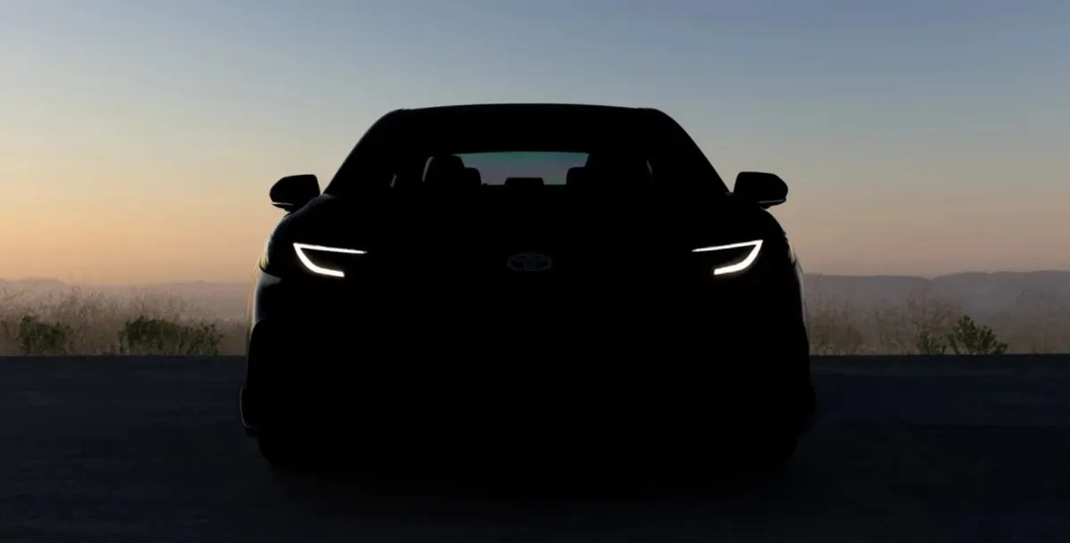 Новую Toyota Camry 2025 впервые показали до премьеры