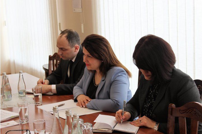 Вице-премьер провела встречу с министром по делам румын отовсюду
