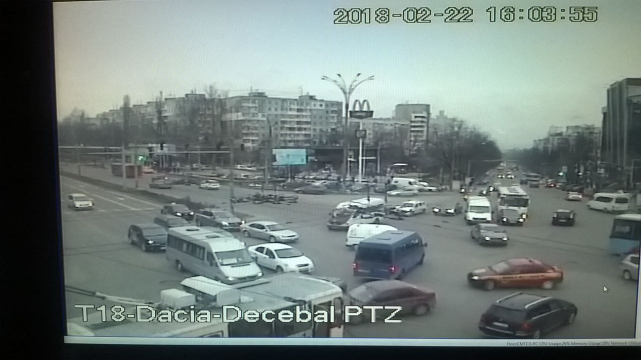На перекрестке Дачия - Дечебал - Траян сломался светофор