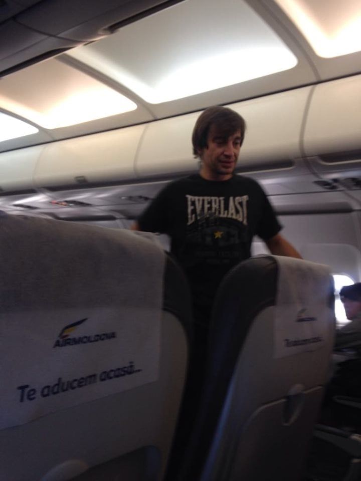 Пьяный пассажир устроил дебош в самолете Air Moldova