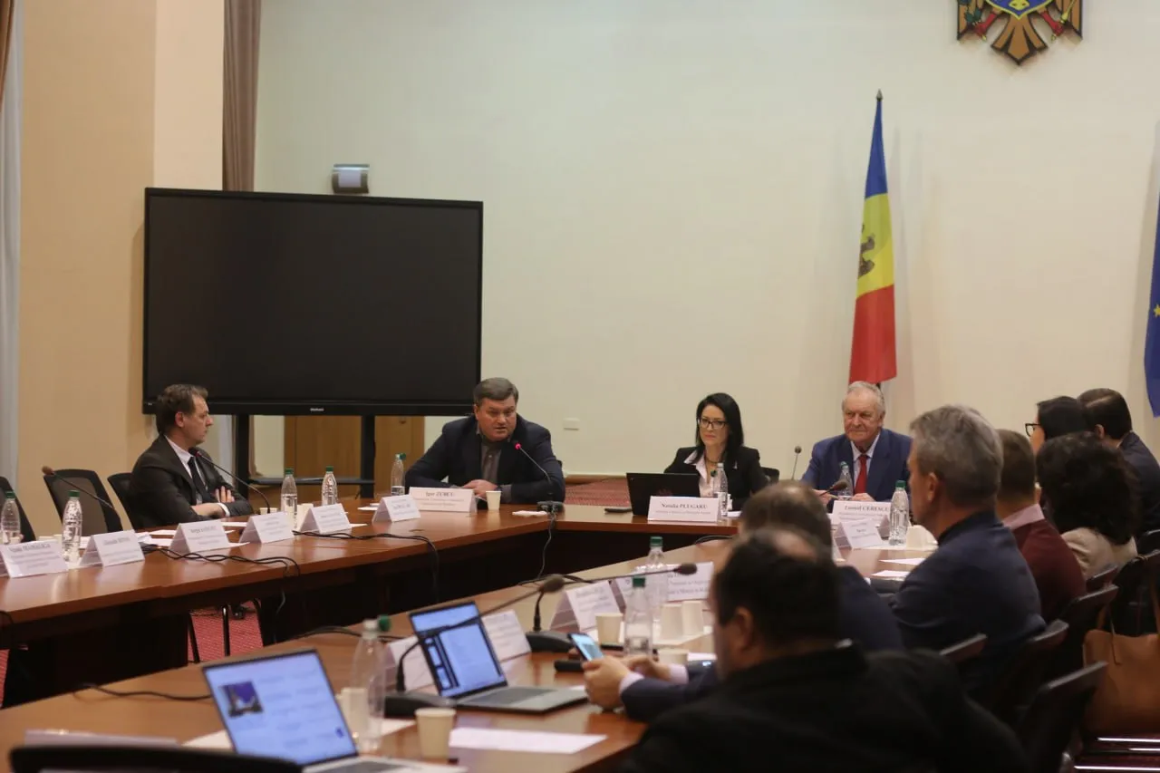 Sindicatele sunt nemulțumite de salariul minim: Subiectul, discutat la Guvern