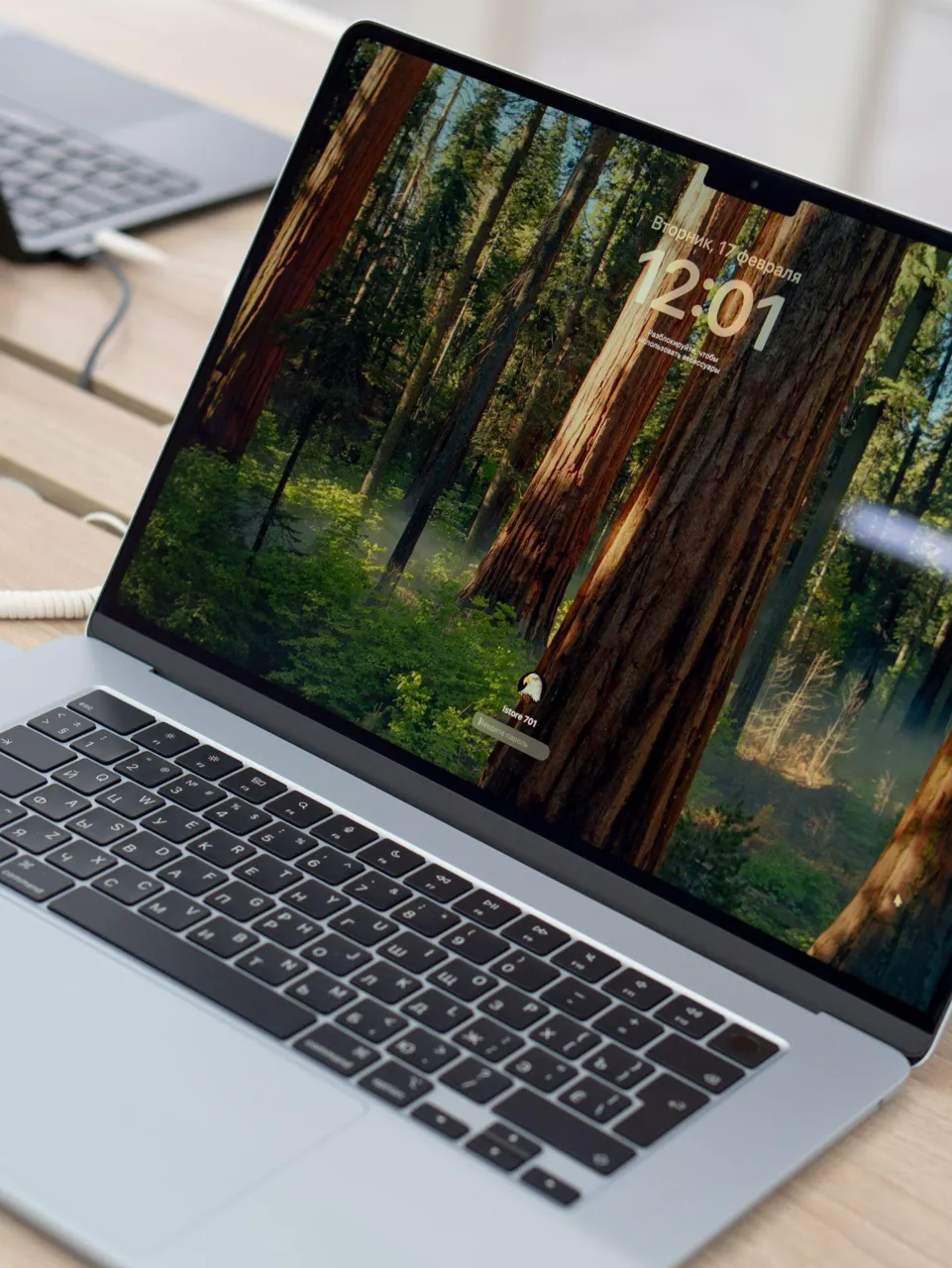 Apple в Молдове: Почему стоит перевести компанию на Mac - выгоды MacBook для B2B