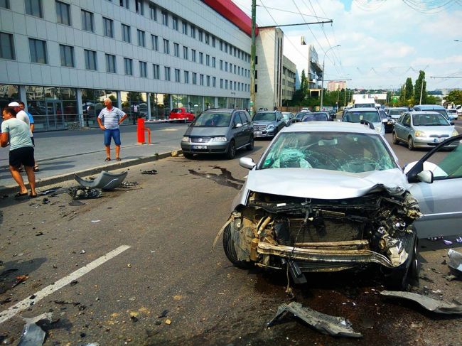 В Кишиневе произошло серьезное ДТП, есть пострадавшие