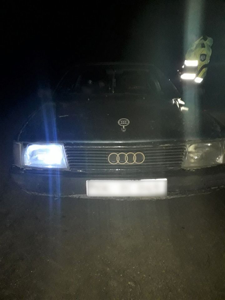 Подростки угнали в Бельцах автомобиль и доехали на нем до Глодян