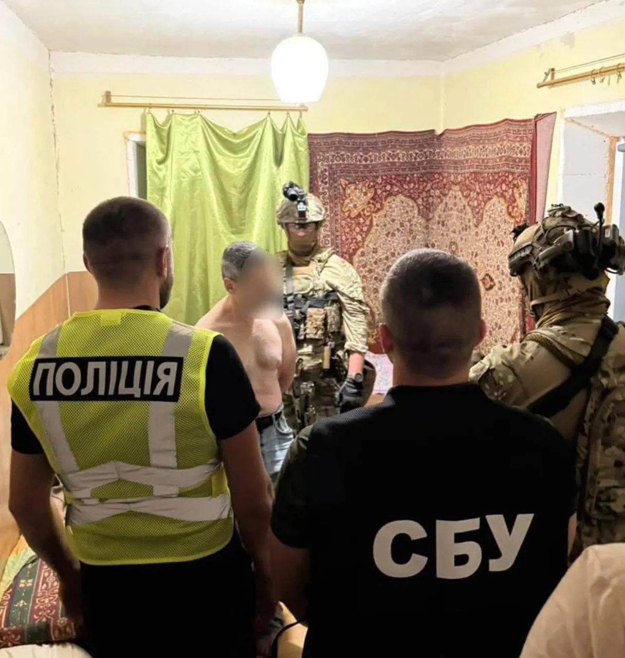 Poliția Ucrainei a prezentat fotografii cu reținerea suspectului în uciderea lui Parubii
