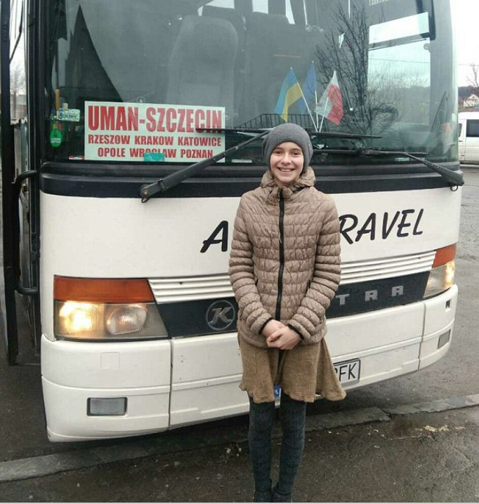 На Украине 12-летняя отличница убила себя по заданию "Синего кита"