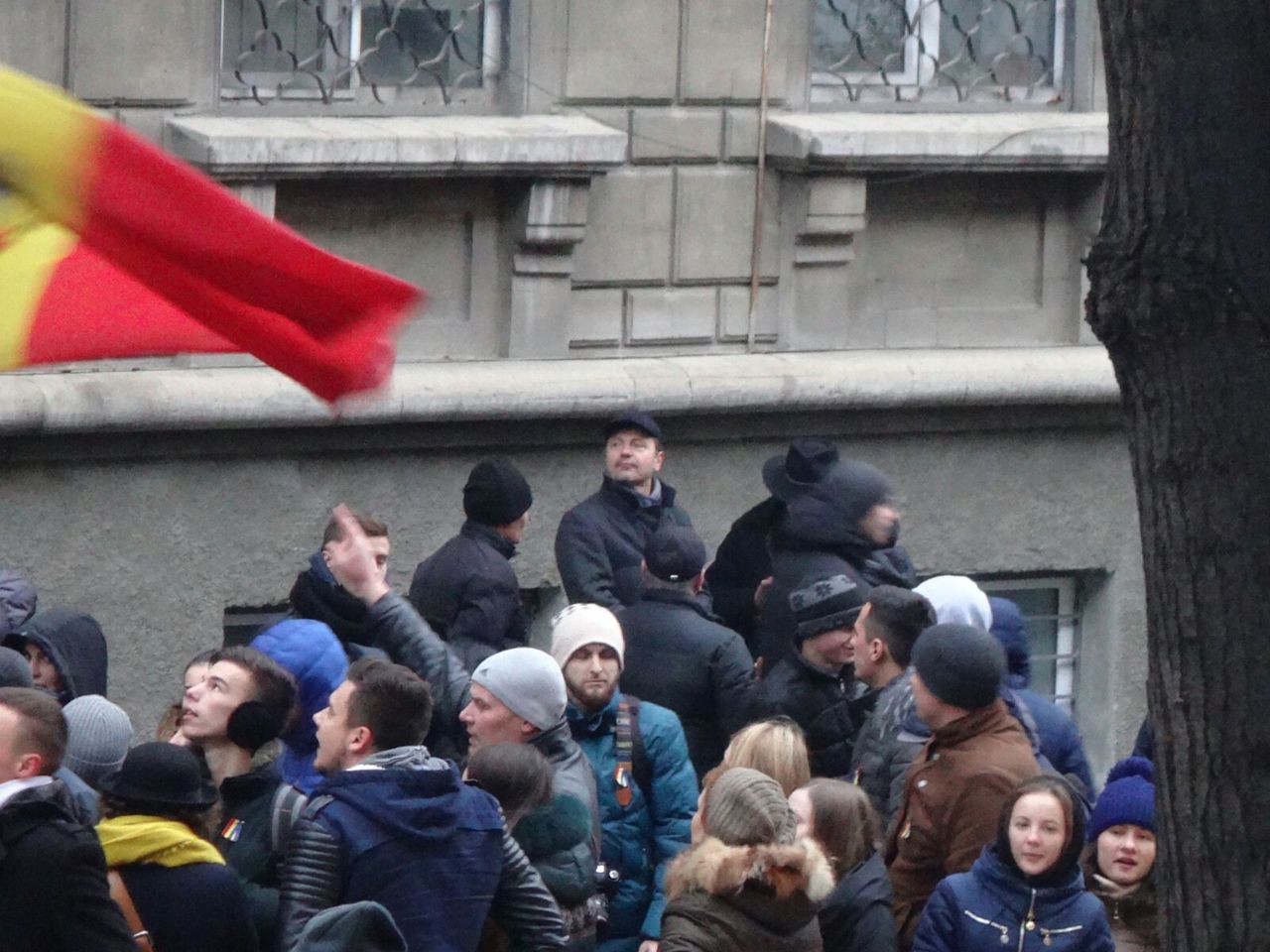 Liderii „DA”, Vasile Năstase și Valentin Dolganiuc, prezenți la protestul unioniștilor din fața CEC