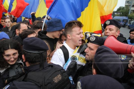 В Румынии прошел митинг с требованием аннексировать Молдову
