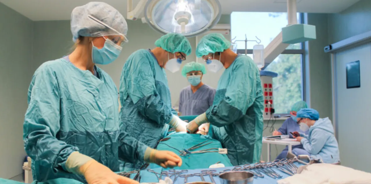 Medpark: Премьера - реконструкция мочевого пузыря из тонкой кишки при лечении рака