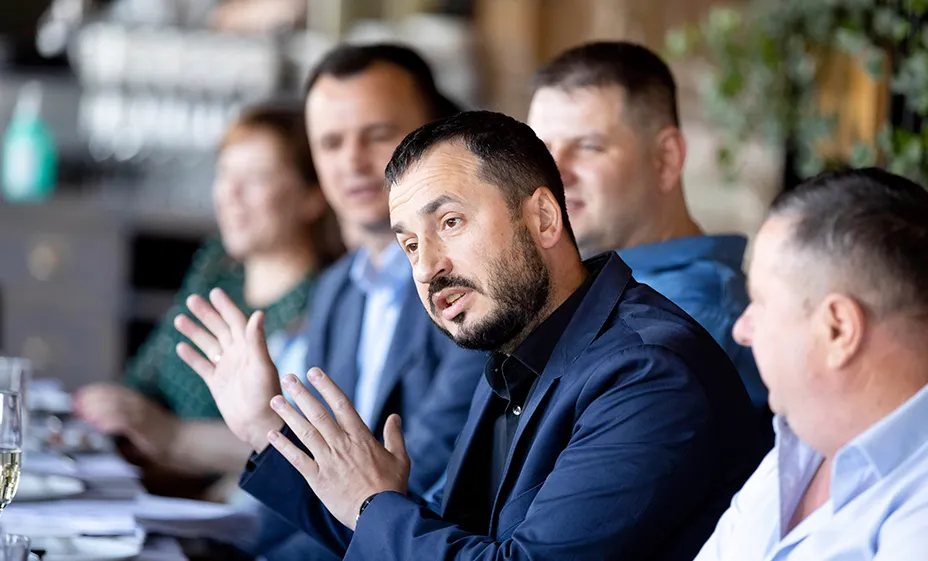 Клиент maib: «Мы ощущаем необходимость сказать вам, что ценим и любим вас»