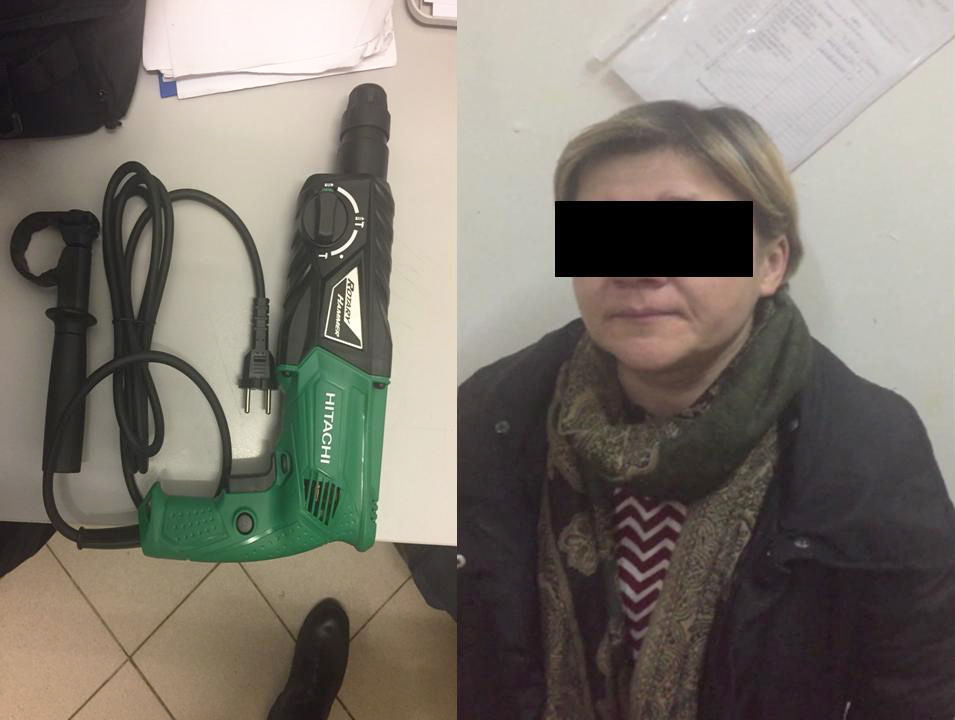 Жительница столицы пыталась украсть из магазина перфоратор