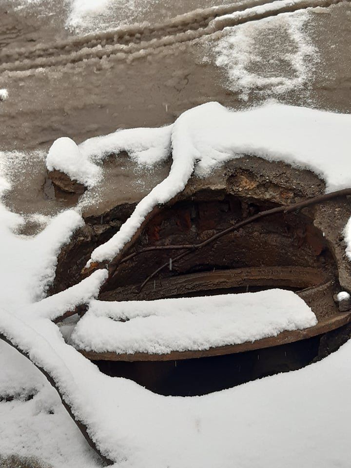 В Дурлештах жители жалуются на ловушки для водителей на дорогах