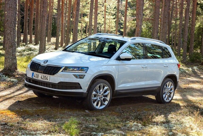 Skoda представила новый компактный кроссовер Karoq