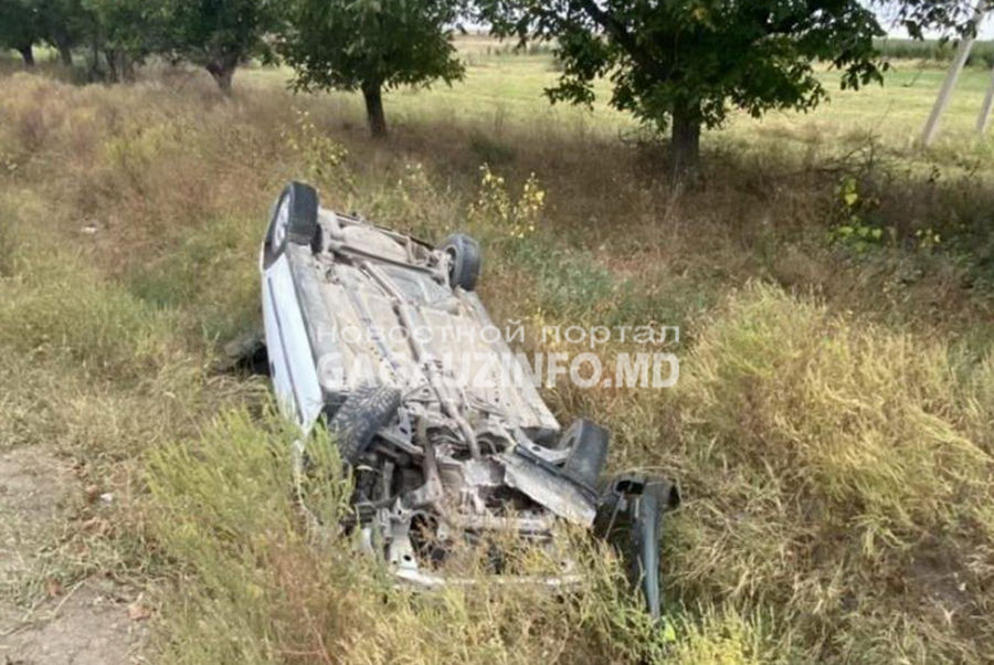 ДТП вблизи села Кирсово: автомобиль вылетел в кювет и перевернулся