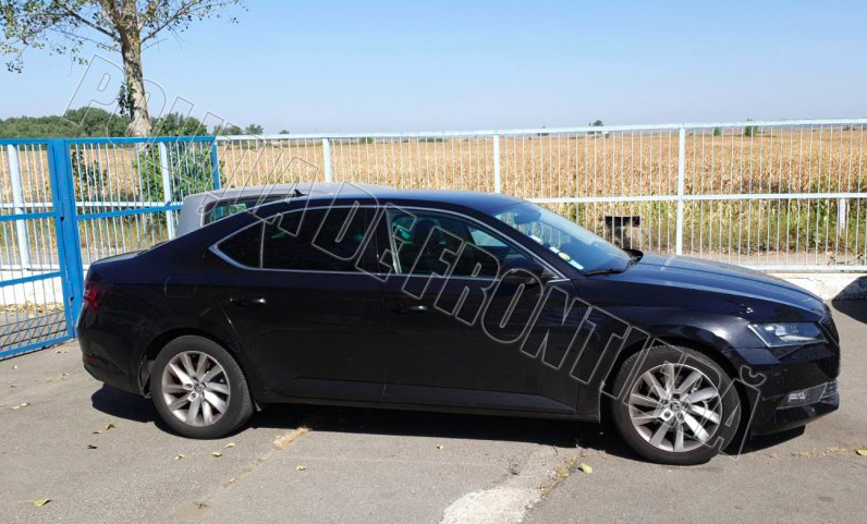 У молдаванина на границе конфисковали авто за €8000 из-за поддельного документа