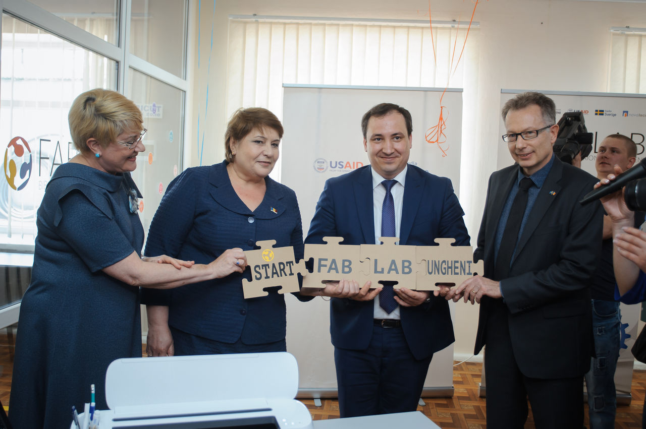 В Унгенской библиотеке открыли первый региональный FabLab