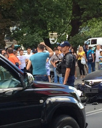 Grav accident în Capitală. Un motociclist, lovit mortal