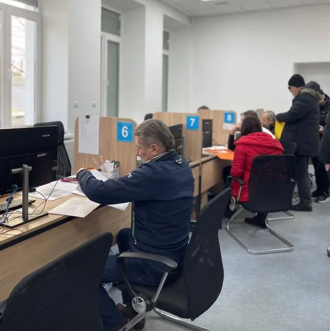Ghișeul unic de documentare a străinilor din Capitală și-a schimbat locația