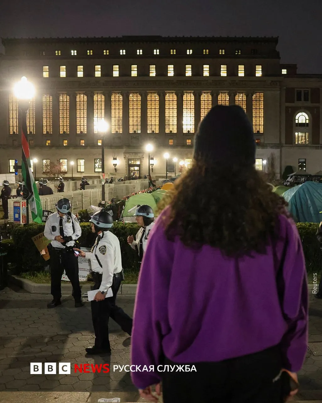 Полиция штурмовала здание университета в Нью-Йорке, которое захватили демонстранты