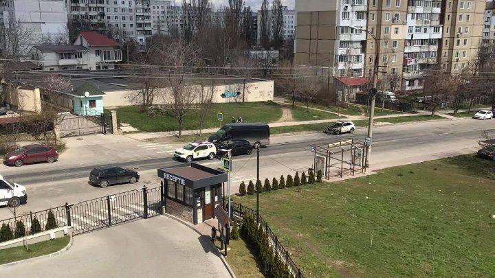 В столице на месте, где ночью cгорел автомобиль Infiniti, произошло ДТП