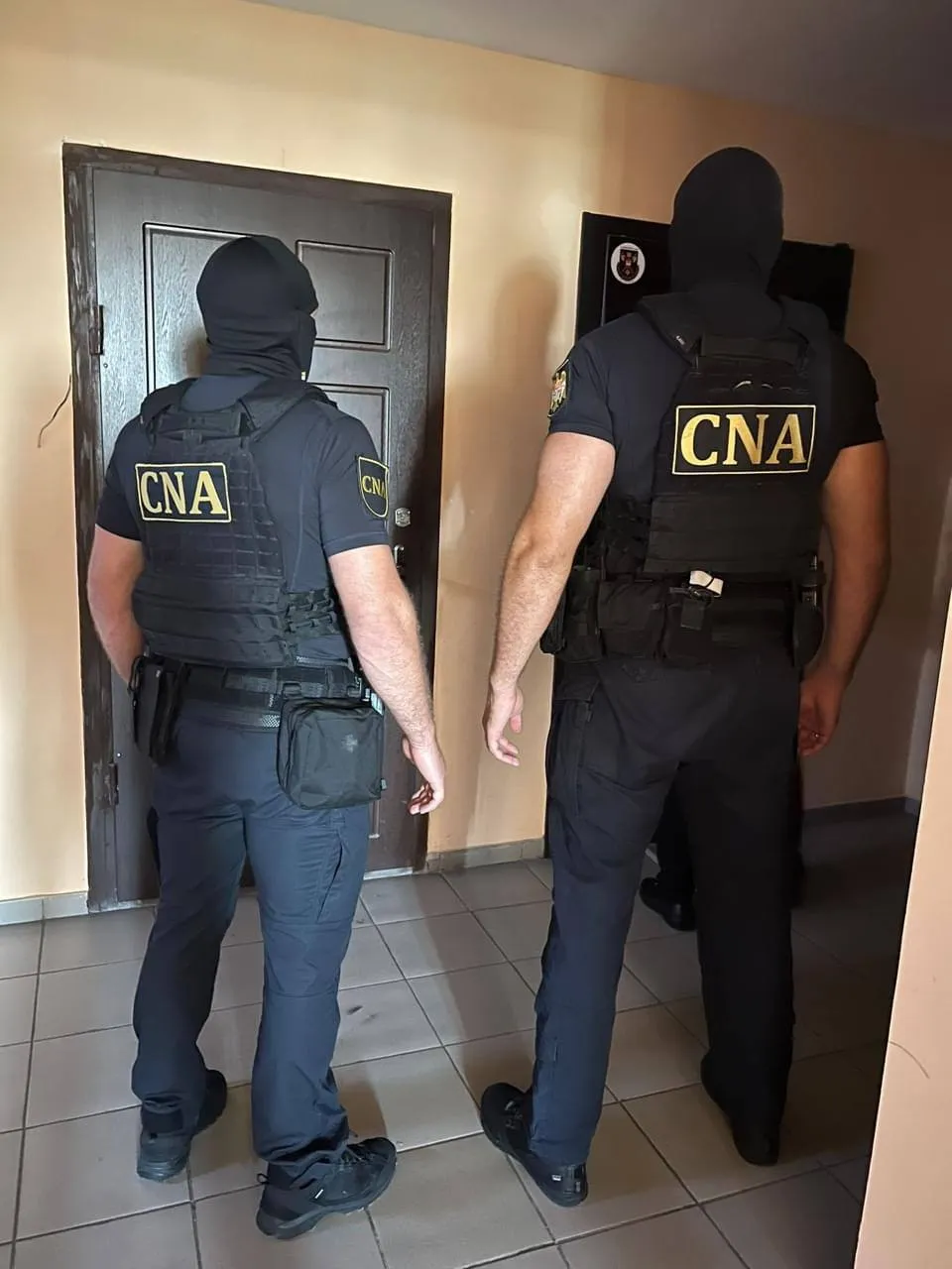 Житель столицы задержан НЦБК по подозрению в получении взятки