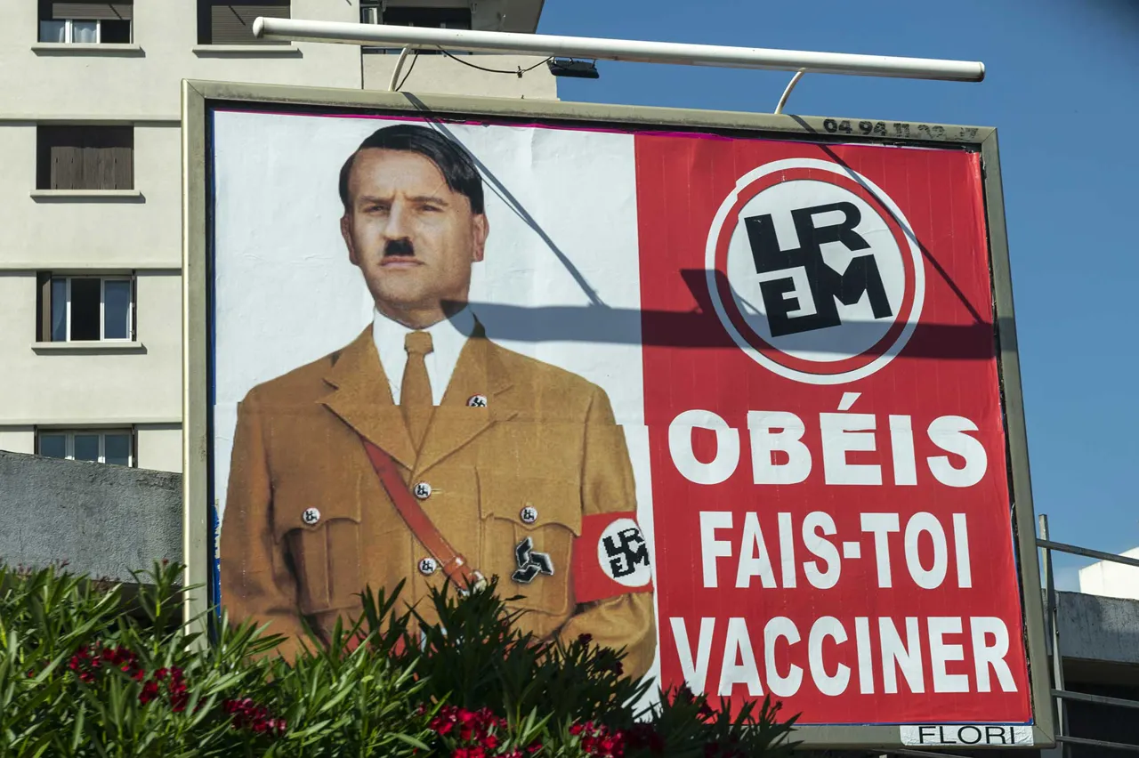 Нарисовавший Макрона в виде Гитлера француз после оправдания подал жалобу на президента