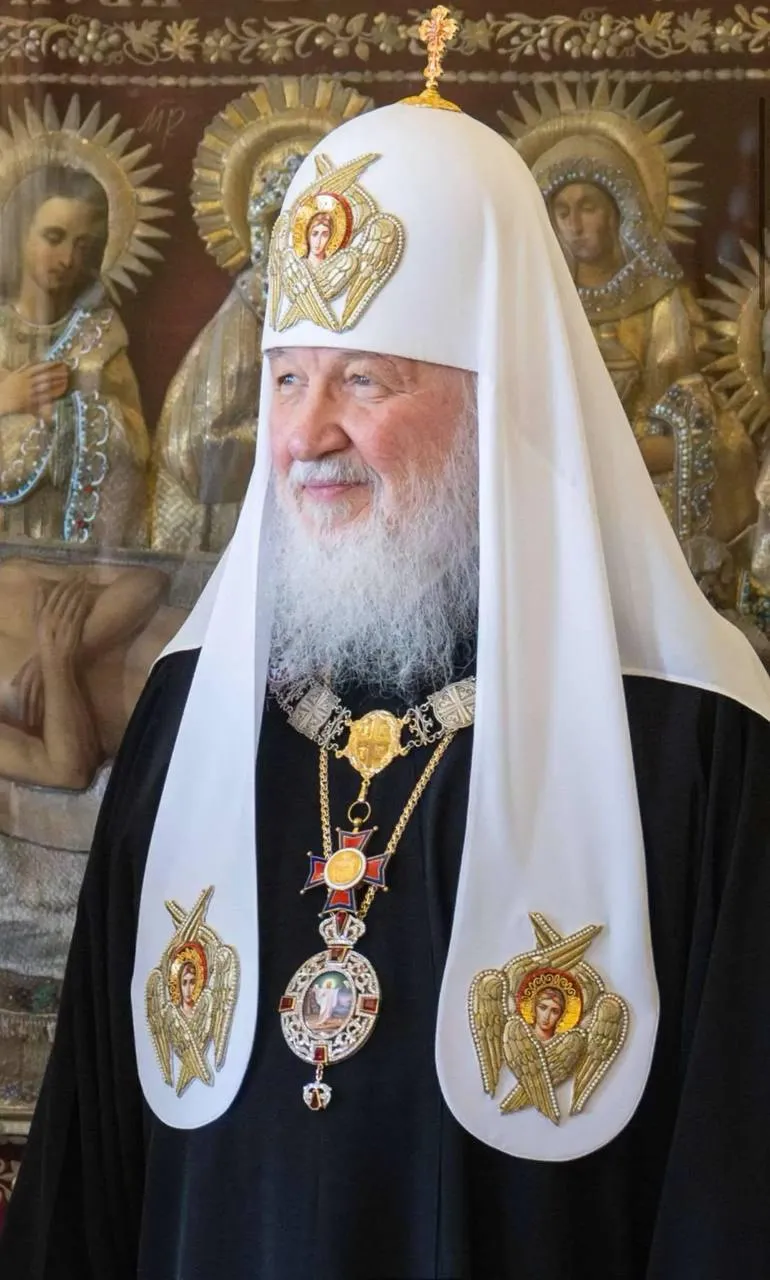 Patriarhul rus Kirill, suprins cu o bijuterie bisericească furată din Ucraina acum 10 ani
