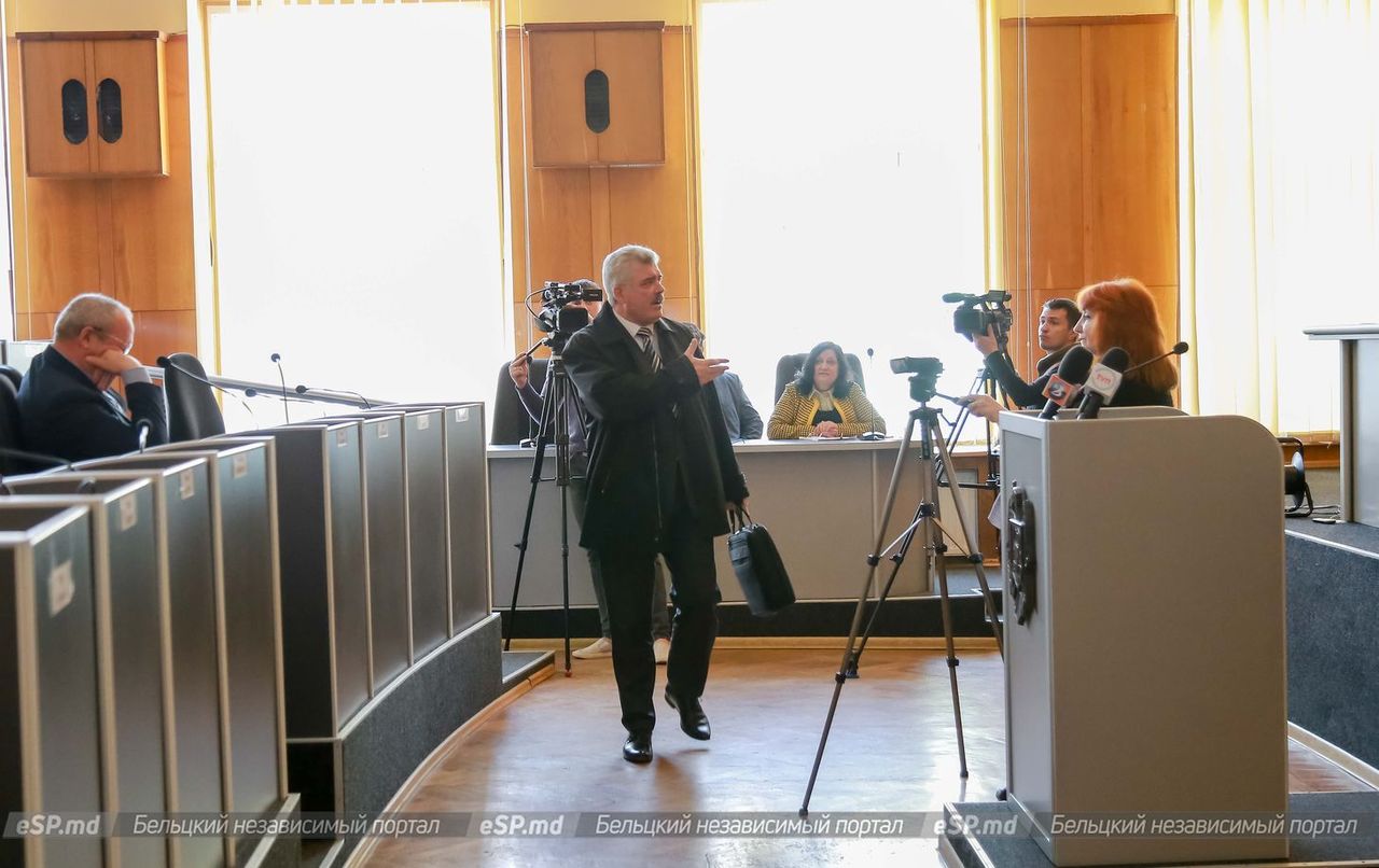 В Бельцах внезапно прервалось заседание муниципального Совета