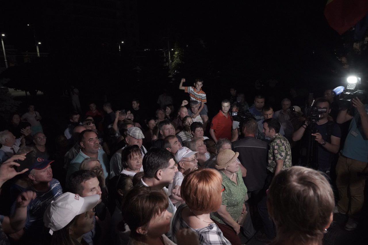Нэстасе готовится к протестам в связи с отказом в мандате мэра