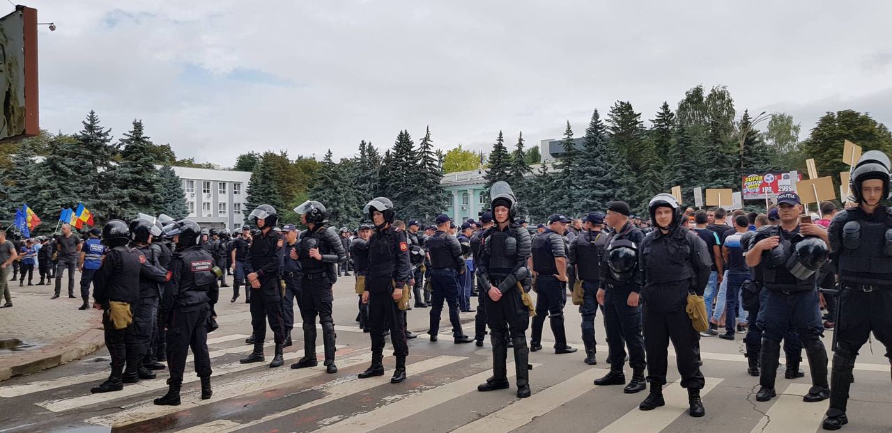 Движение национального сопротивления Acum провело акцию протеста в Унгенах
