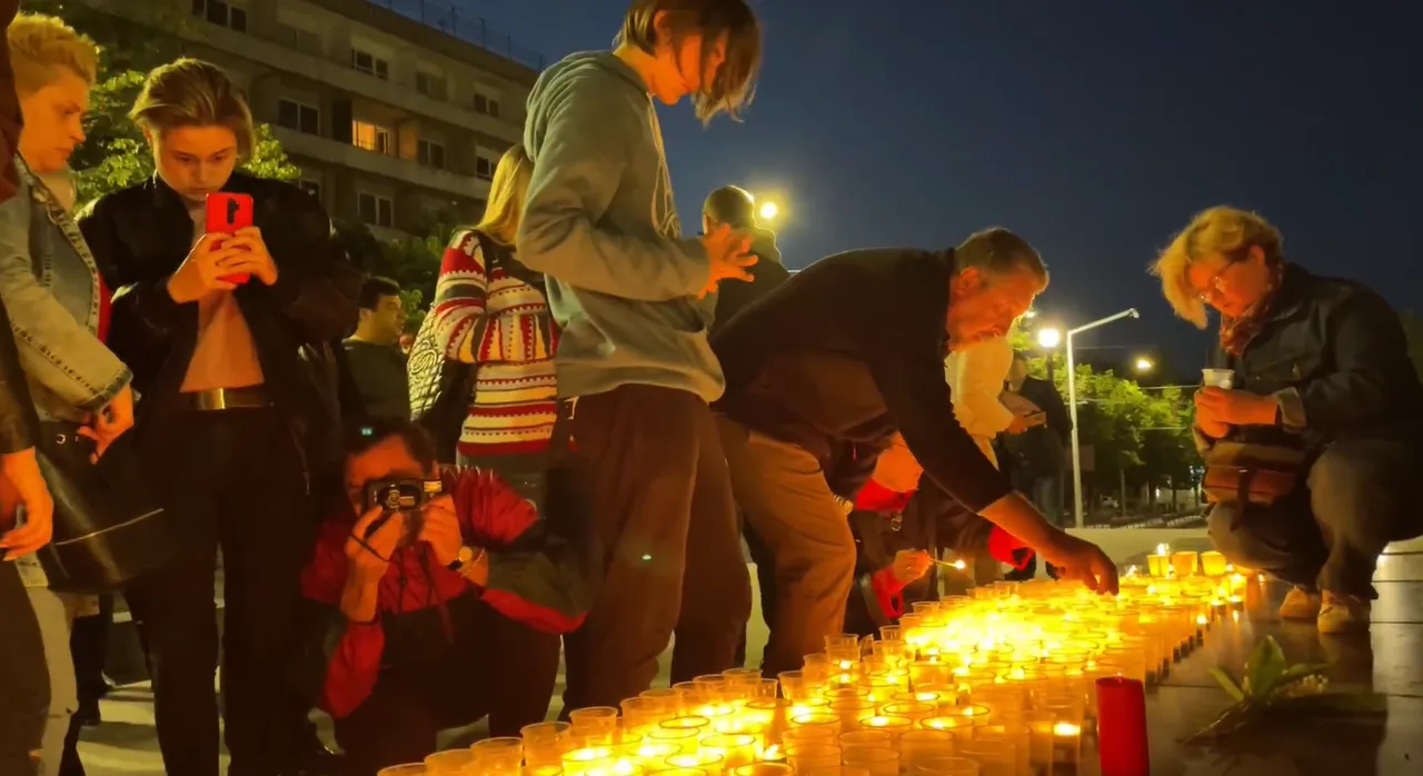 В Кишинёве зажгли тысячи свечей в память каждого дня Великой Отечественной войны