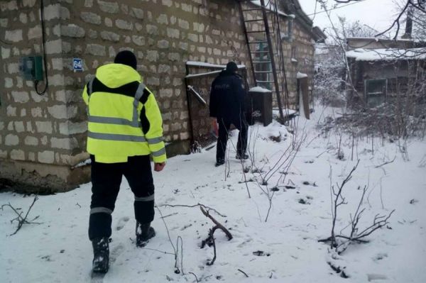 Полицейские из Гагаузии раздали продукты питания одиноким пожилым людям