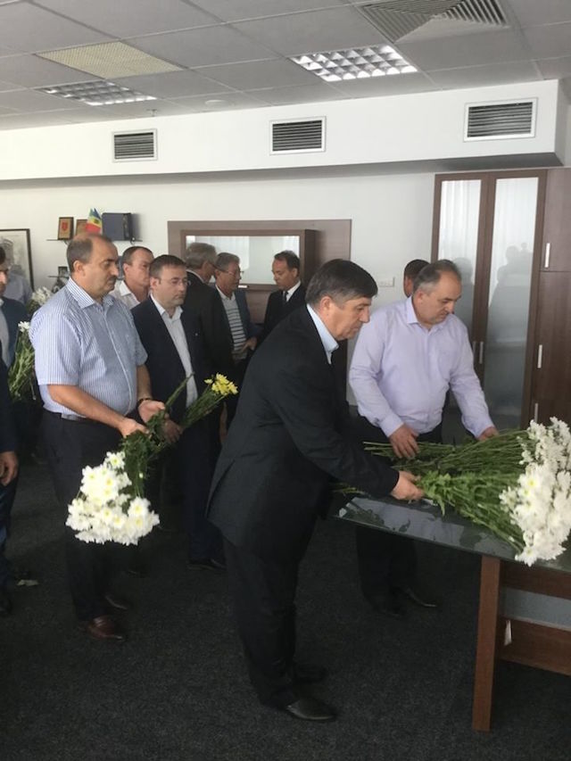 Юрий Киринчук на официальной странице минтранса пиарит Либеральную партию