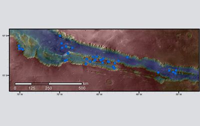 NASA показало водные каньоны на Марсе