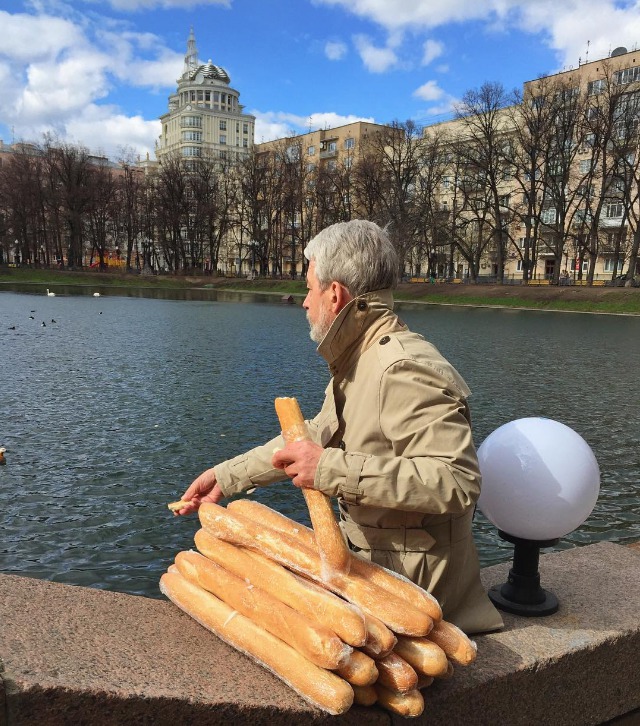 Пенсионер из Подмосковья стал звездой интернета