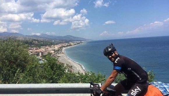 Dentistul care a pedalat 5.000 de kilometri în 2017