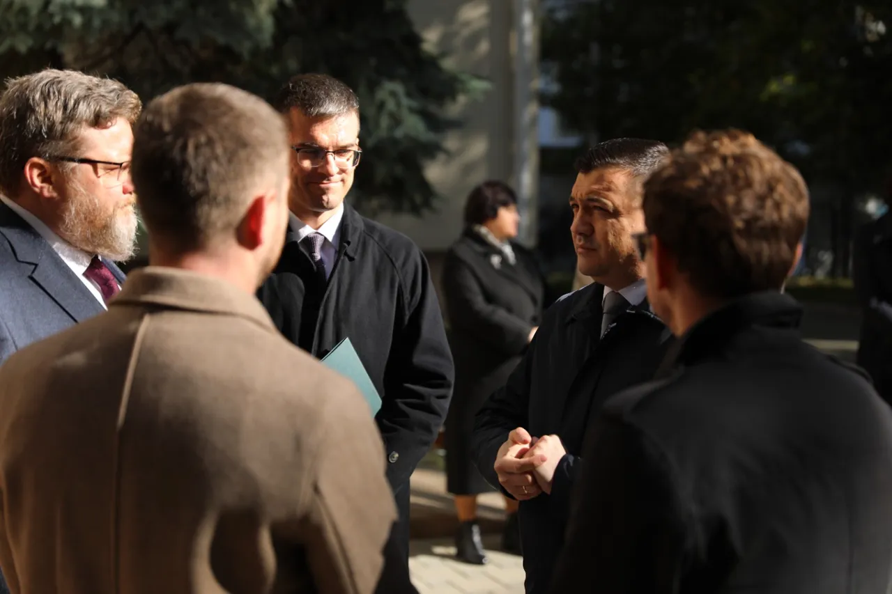 Медслужба МВД получила солнечную электростанцию, приобретенную при поддержке Литвы